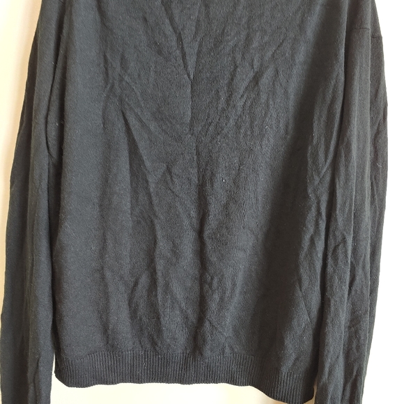 Sweater - Picture 3 of 3